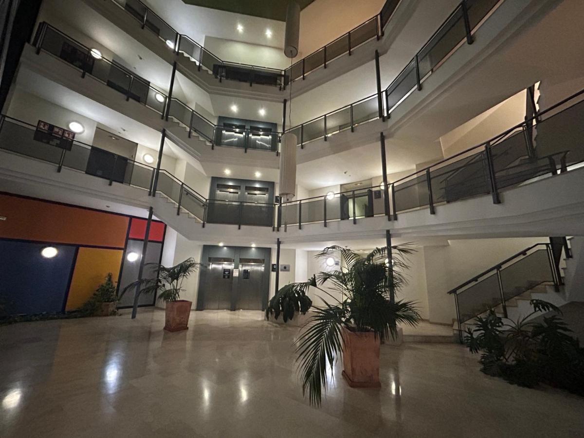 Lovely Apartment Sevilla Azahar Parking Bormujos Bagian luar foto